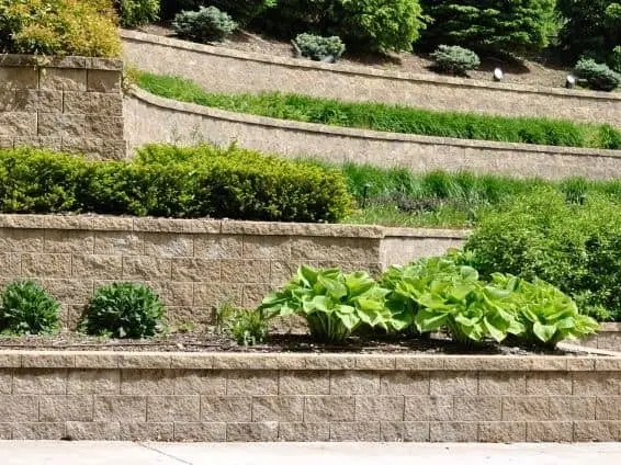 Retaining Walls - Kinsley Landscape
