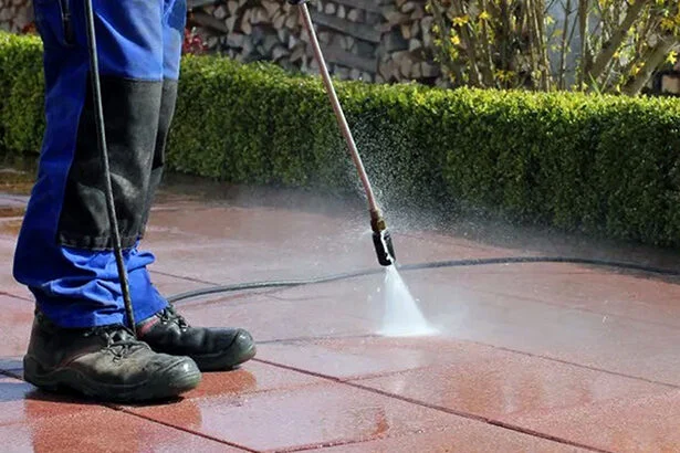 Professional pressure washing and property maintenance in Maple Ridge